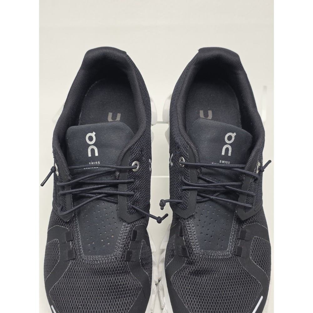 On Running Cloud 5 Womens Running Shoes Size 8.5 Black/White 59.98904 Pre-owned - Picture 9 of 10